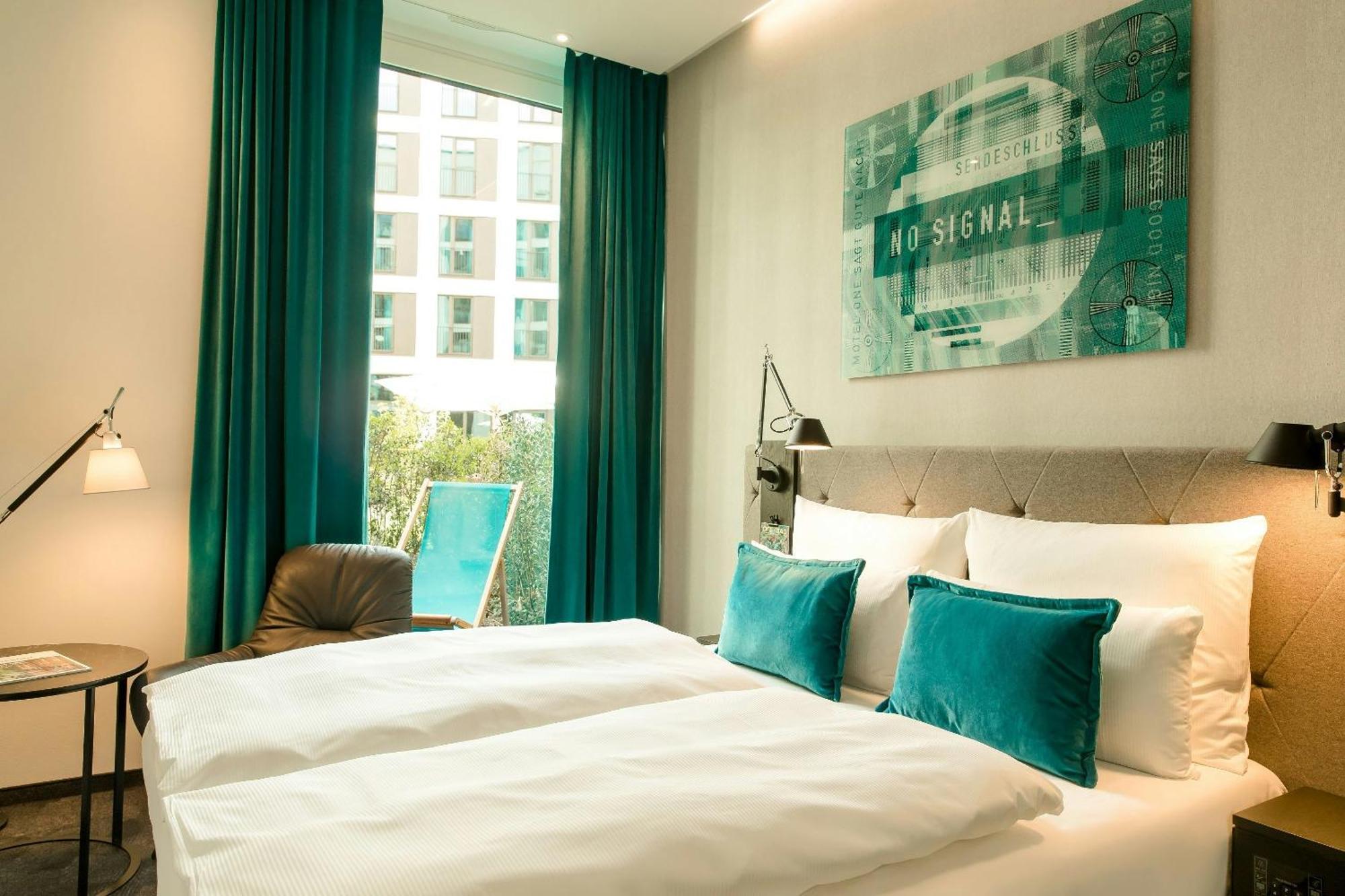 Motel One Koeln-Messe Exterior photo